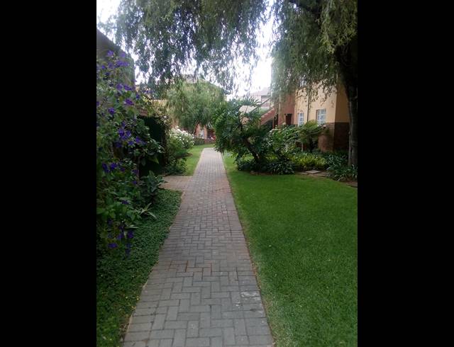 3 BEDROOM SECTIONAL TITLE TO LET IN ELARDUSPARK